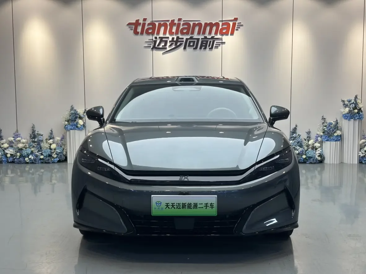 BYD Han L EV