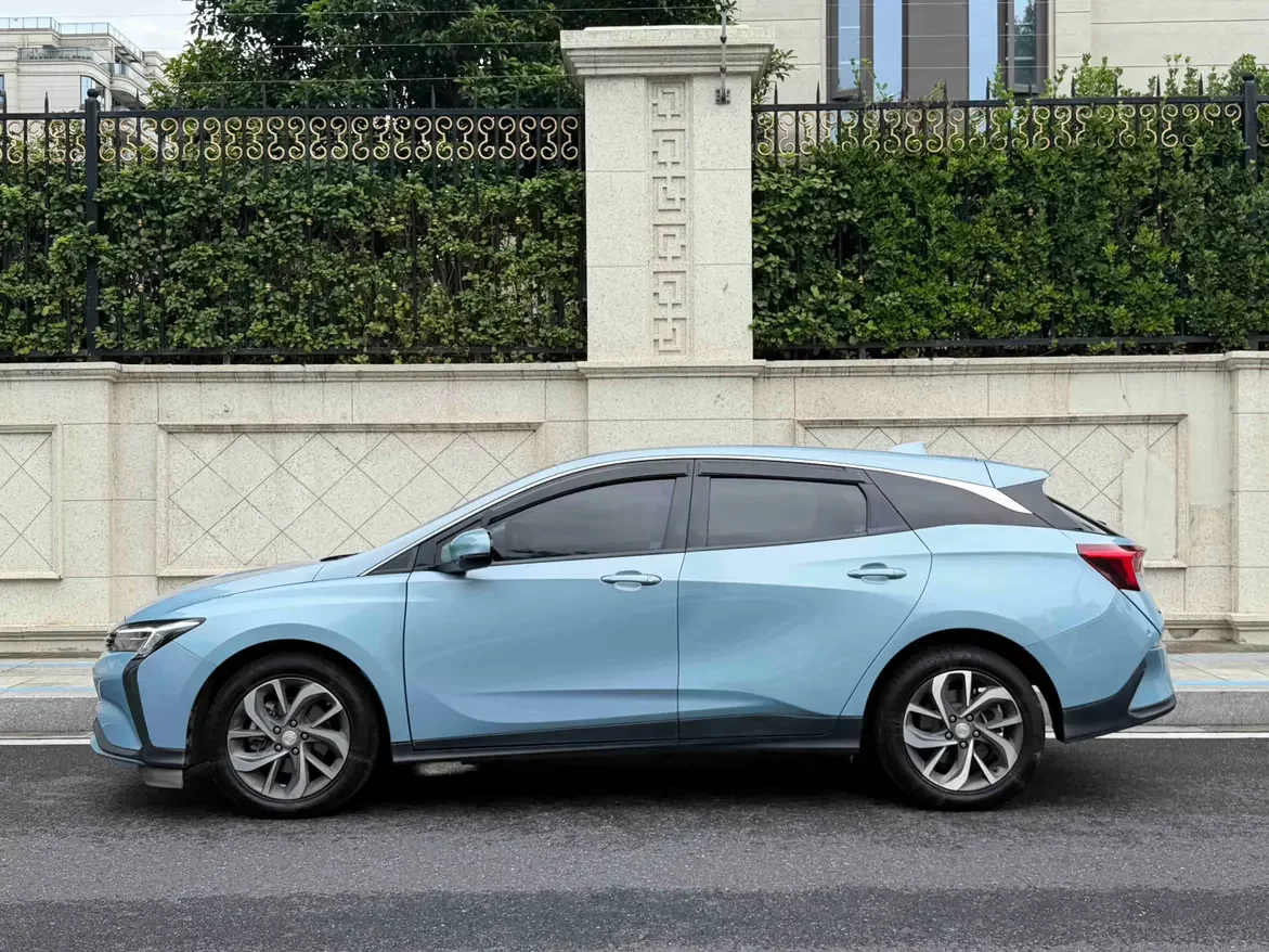 Buick Micro blue 6