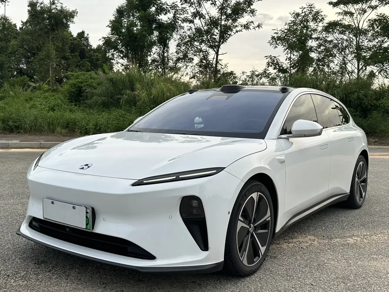 NIO ET5T  из Китая