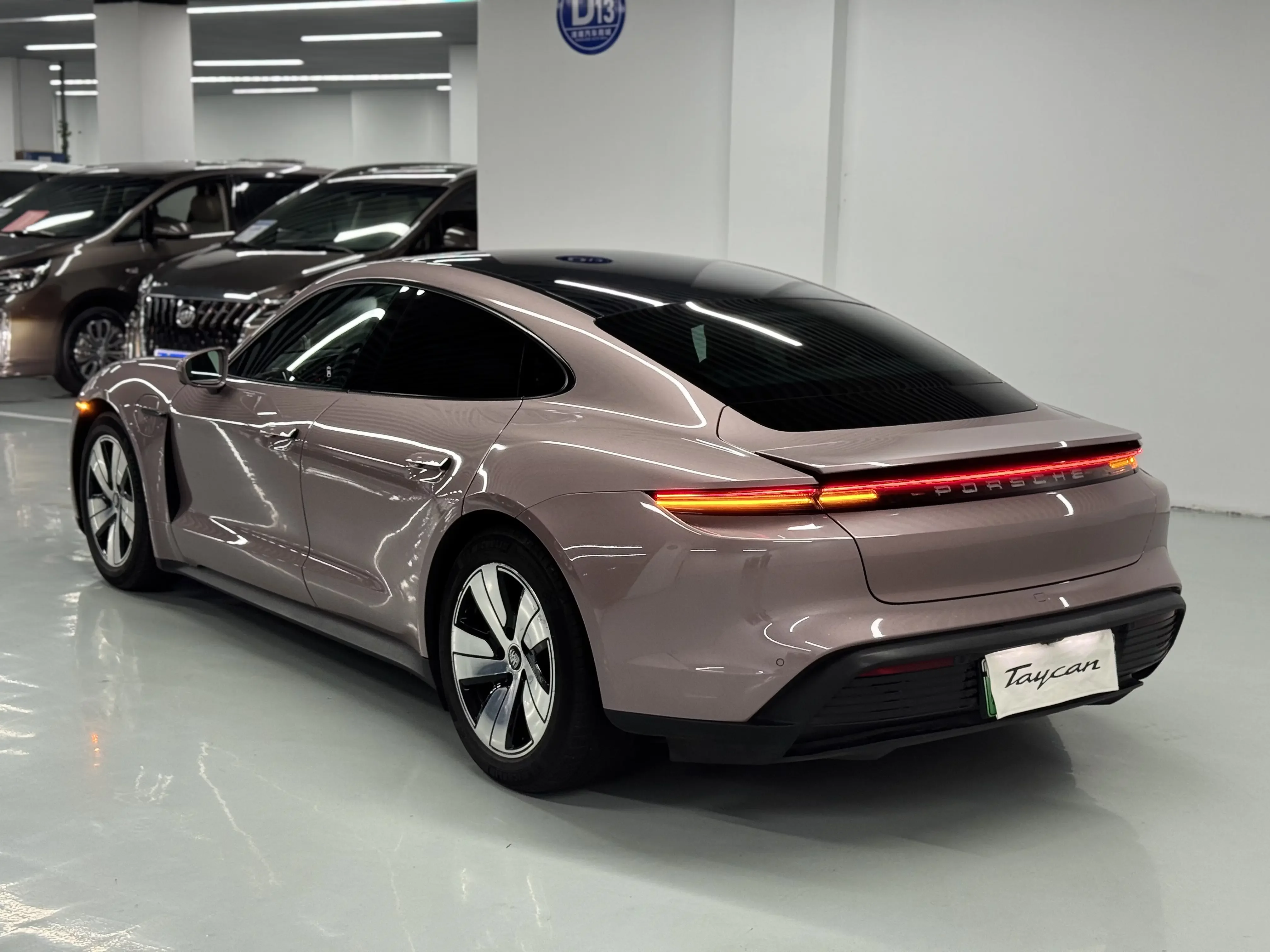 Porsche Taycan