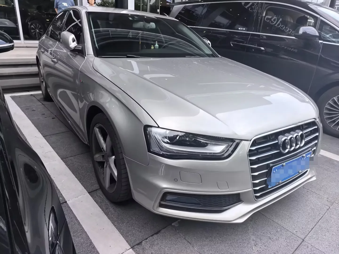 Audi A4L