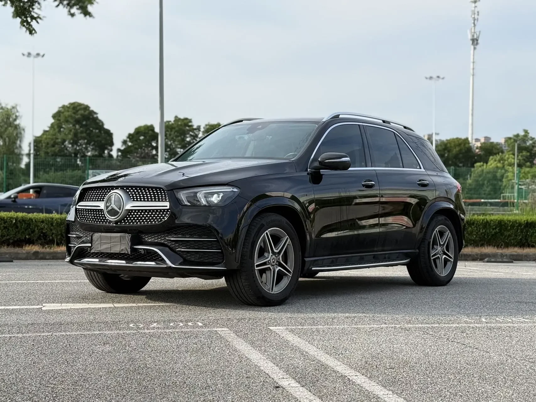 Mercedes-Benz GLE (Imported)
