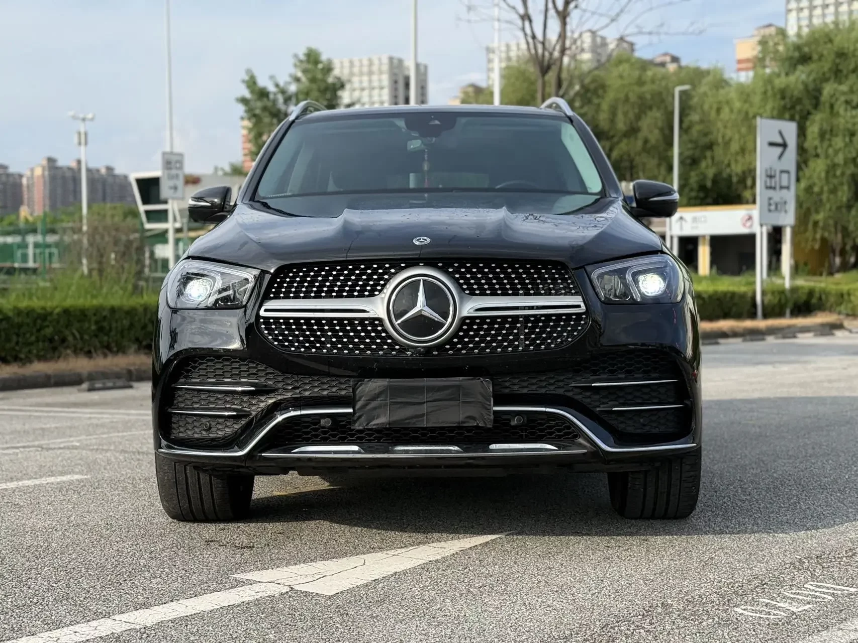 Mercedes-Benz GLE (Imported)