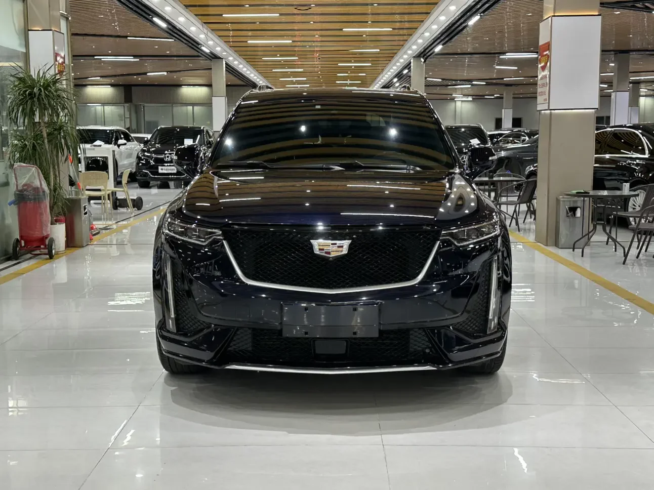 Cadillac XT6