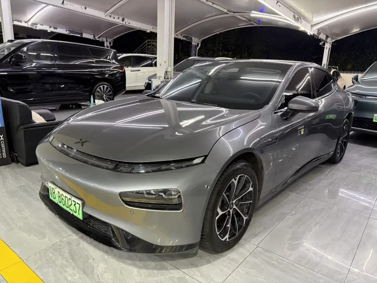 Xpeng P7