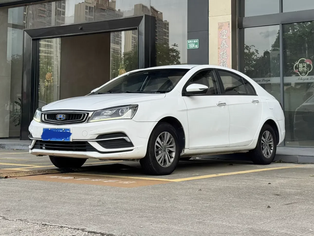 Geely emgrand  из Китая