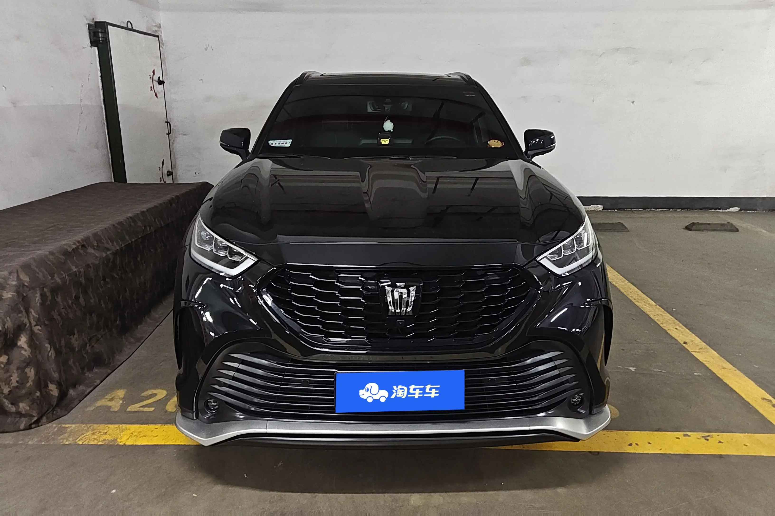 Toyota Crown Kluger
