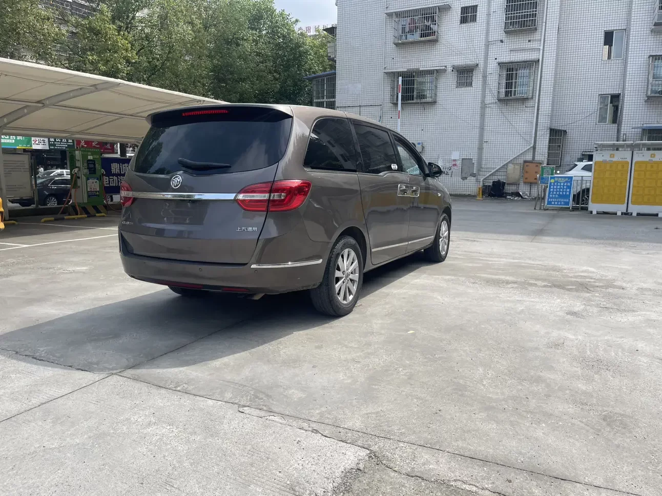 Buick GL8