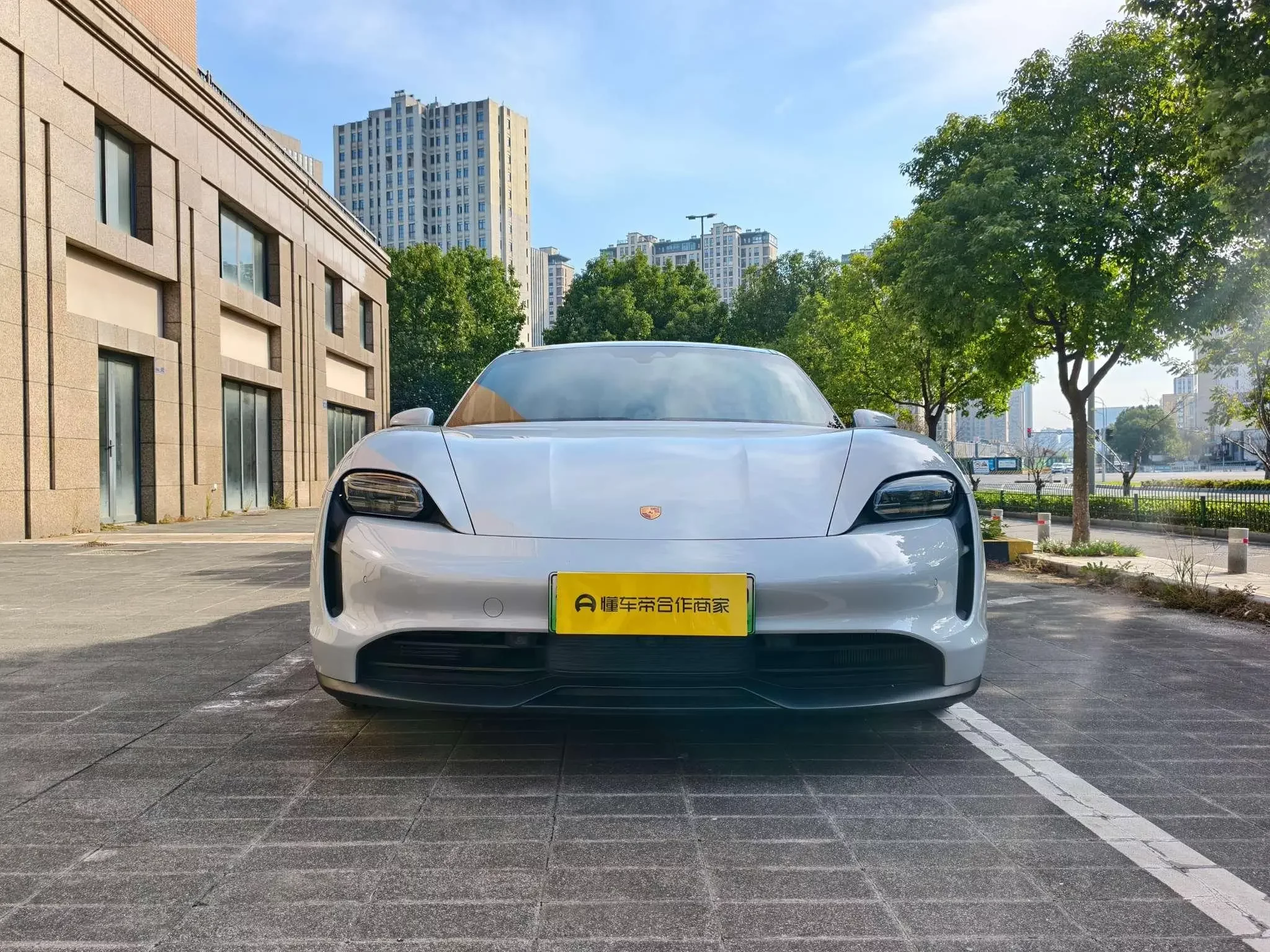 Porsche Taycan