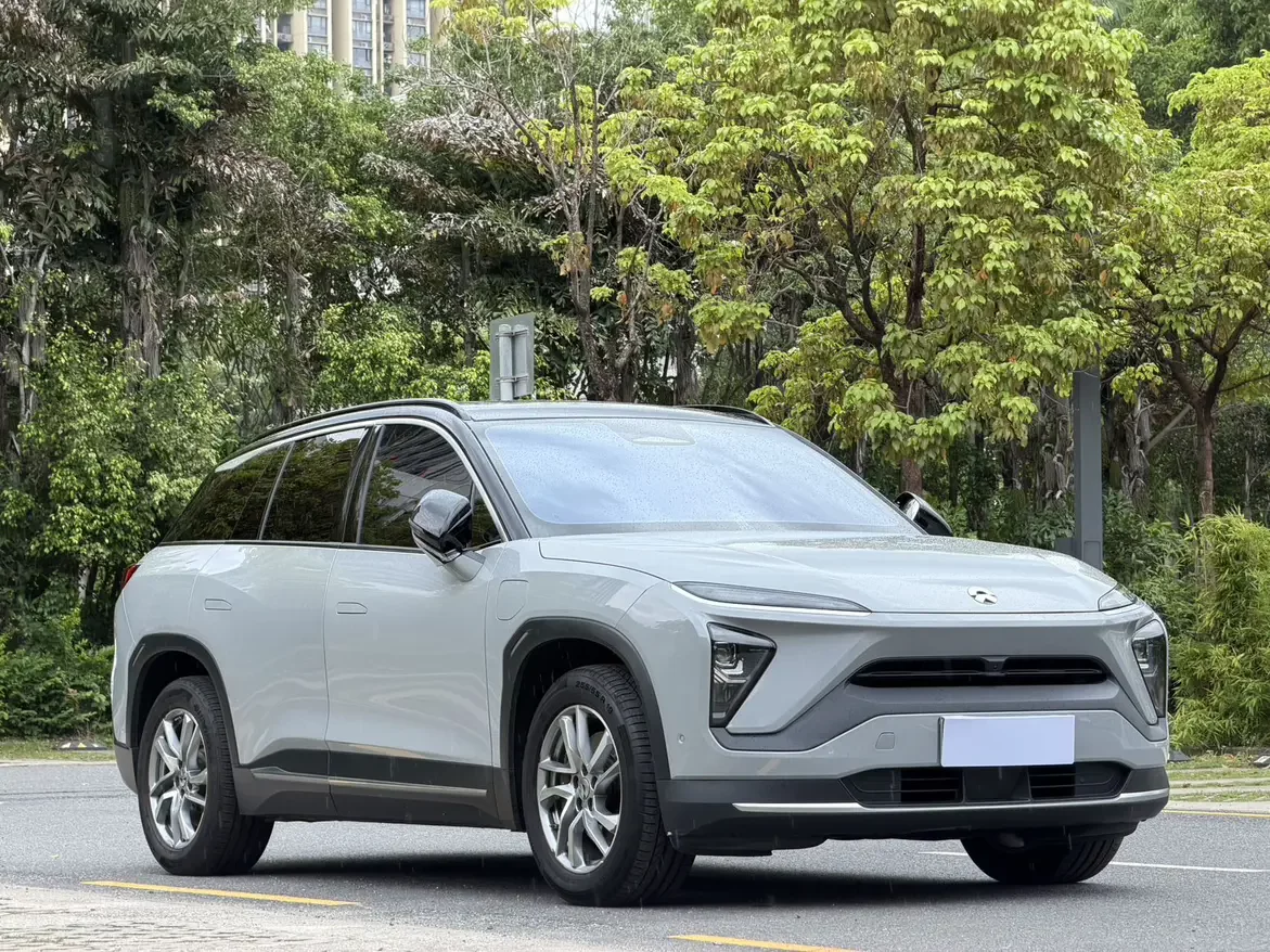 NIO ES6