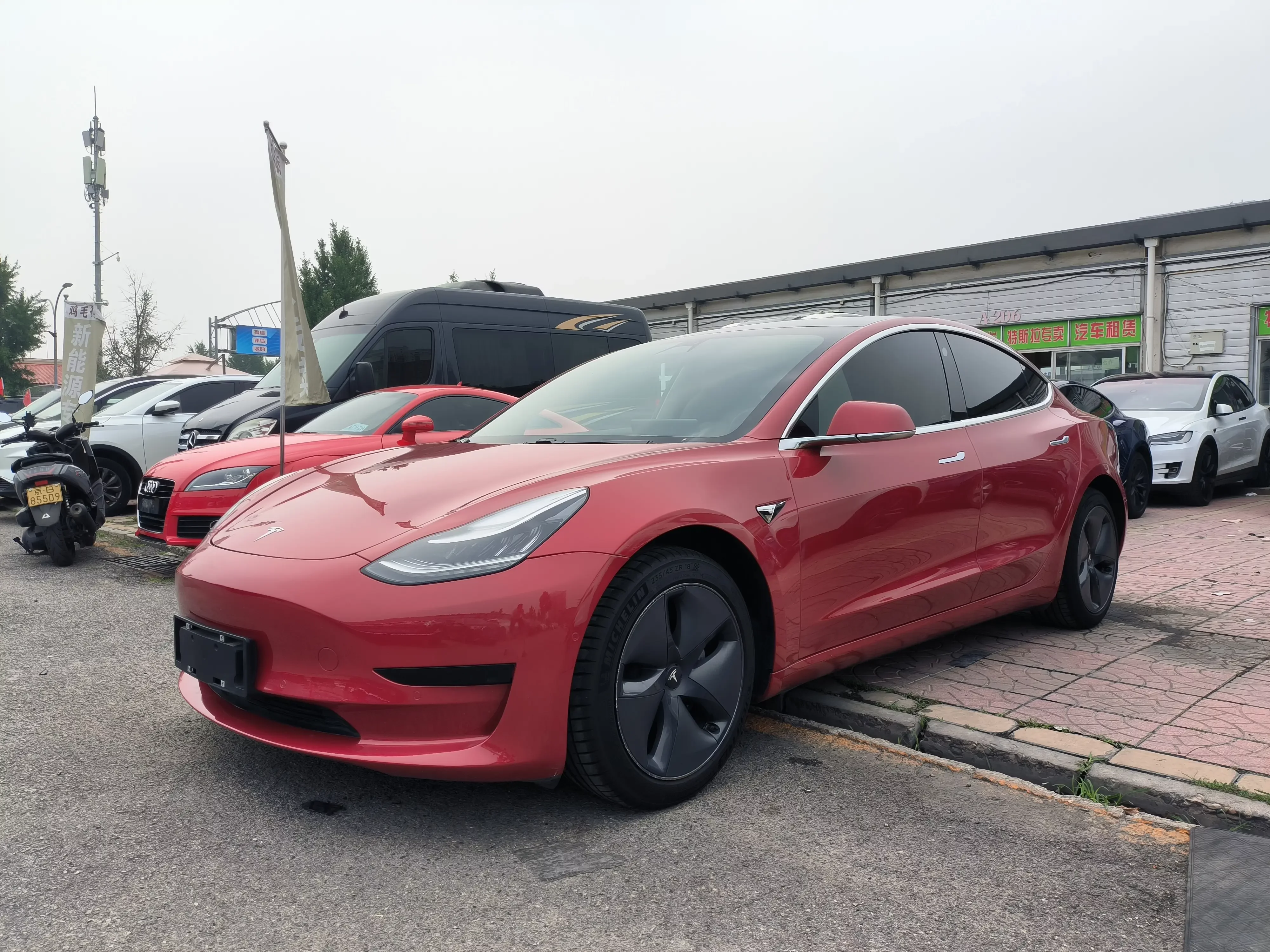 Tesla Model 3  из Китая