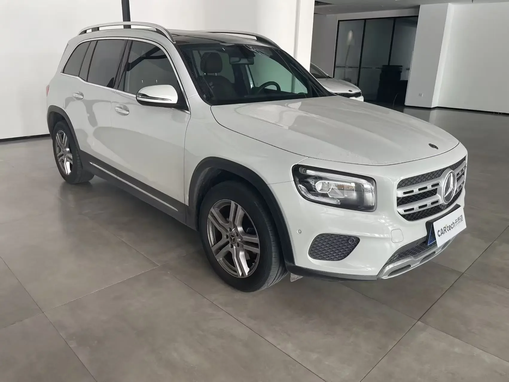 Mercedes-Benz GLB