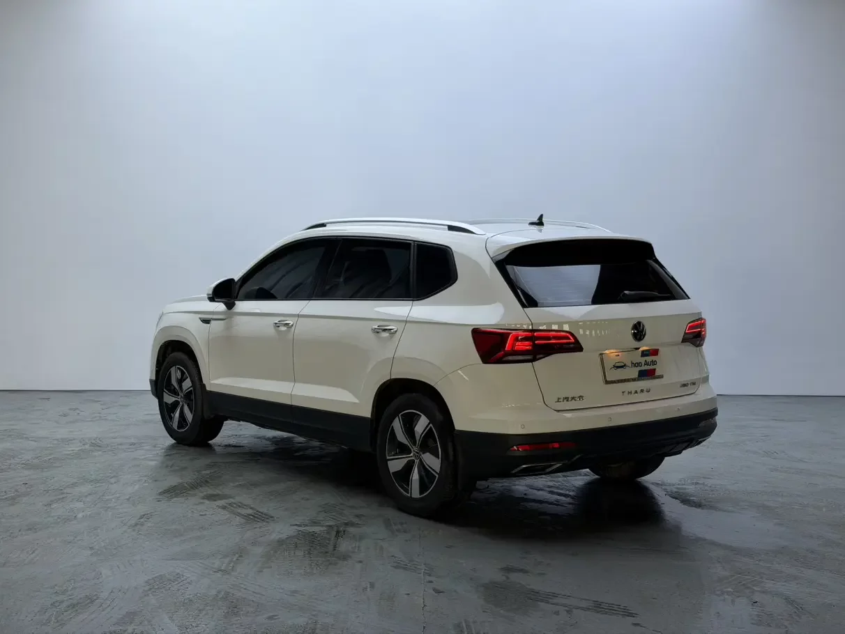 Volkswagen Tharu