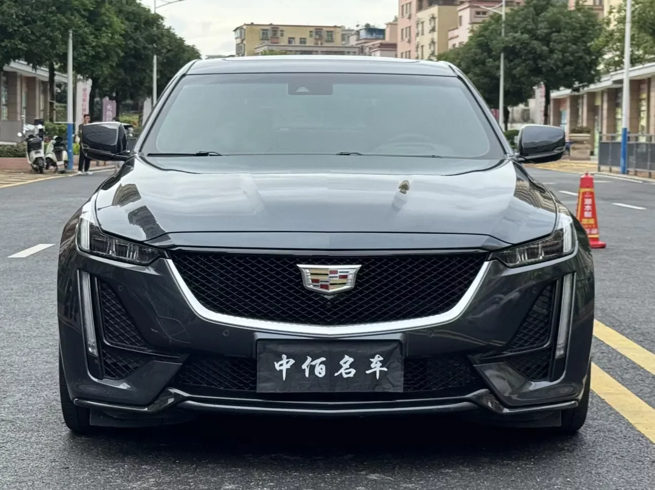 Cadillac CT5  из Китая
