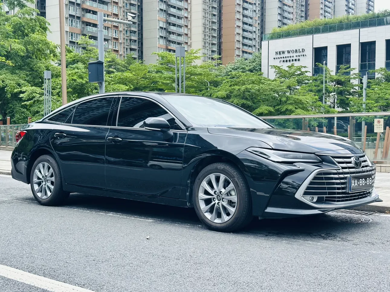 Toyota Avalon