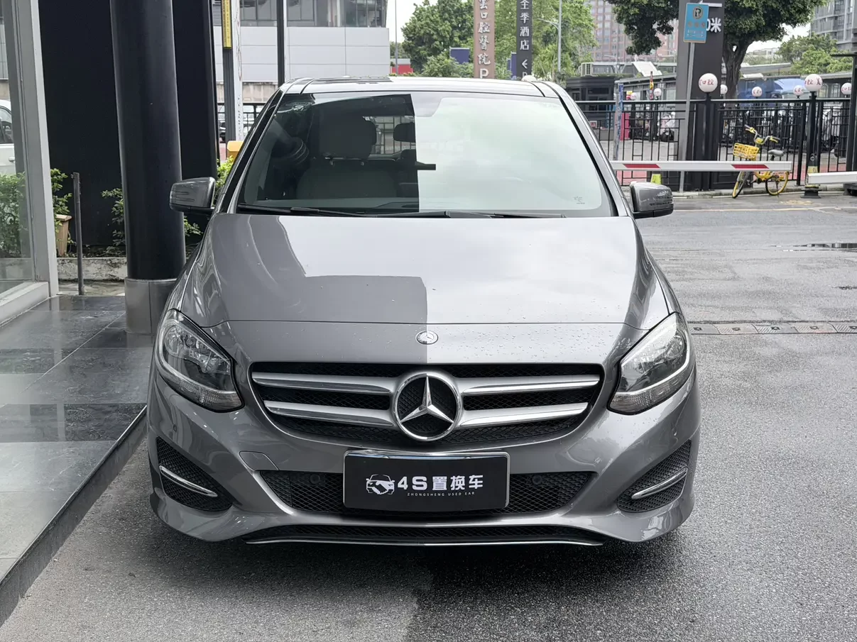 Mercedes-Benz B Class