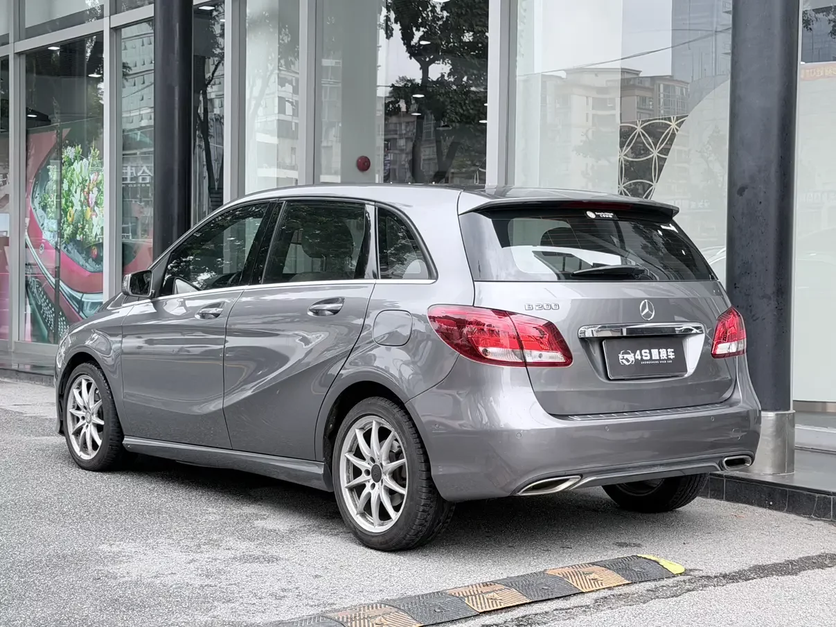 Mercedes-Benz B Class