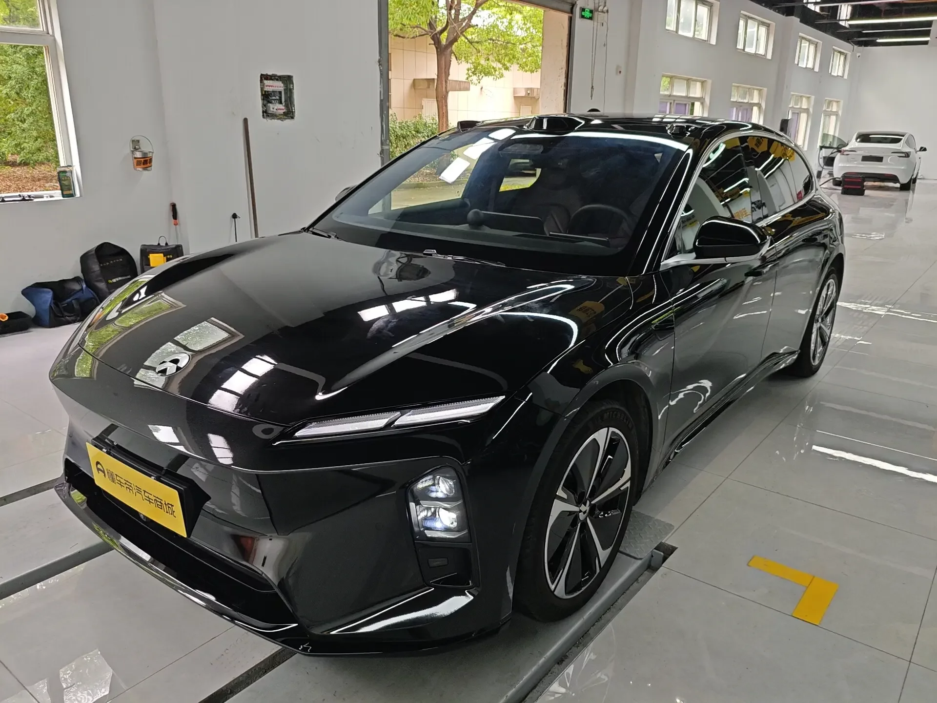 NIO ET5T