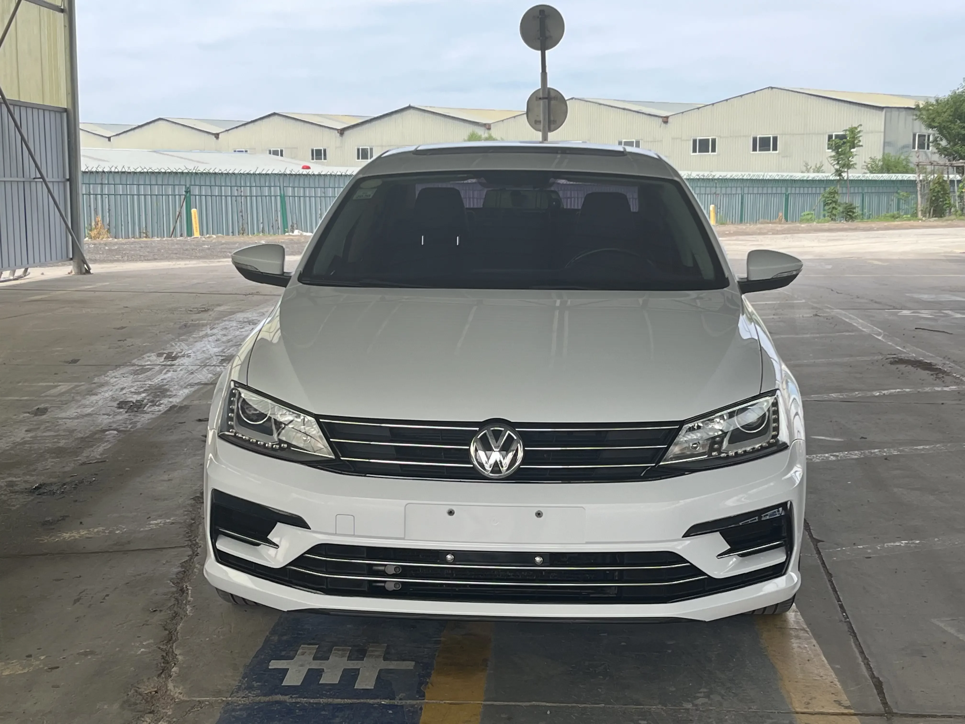Volkswagen Sagitar