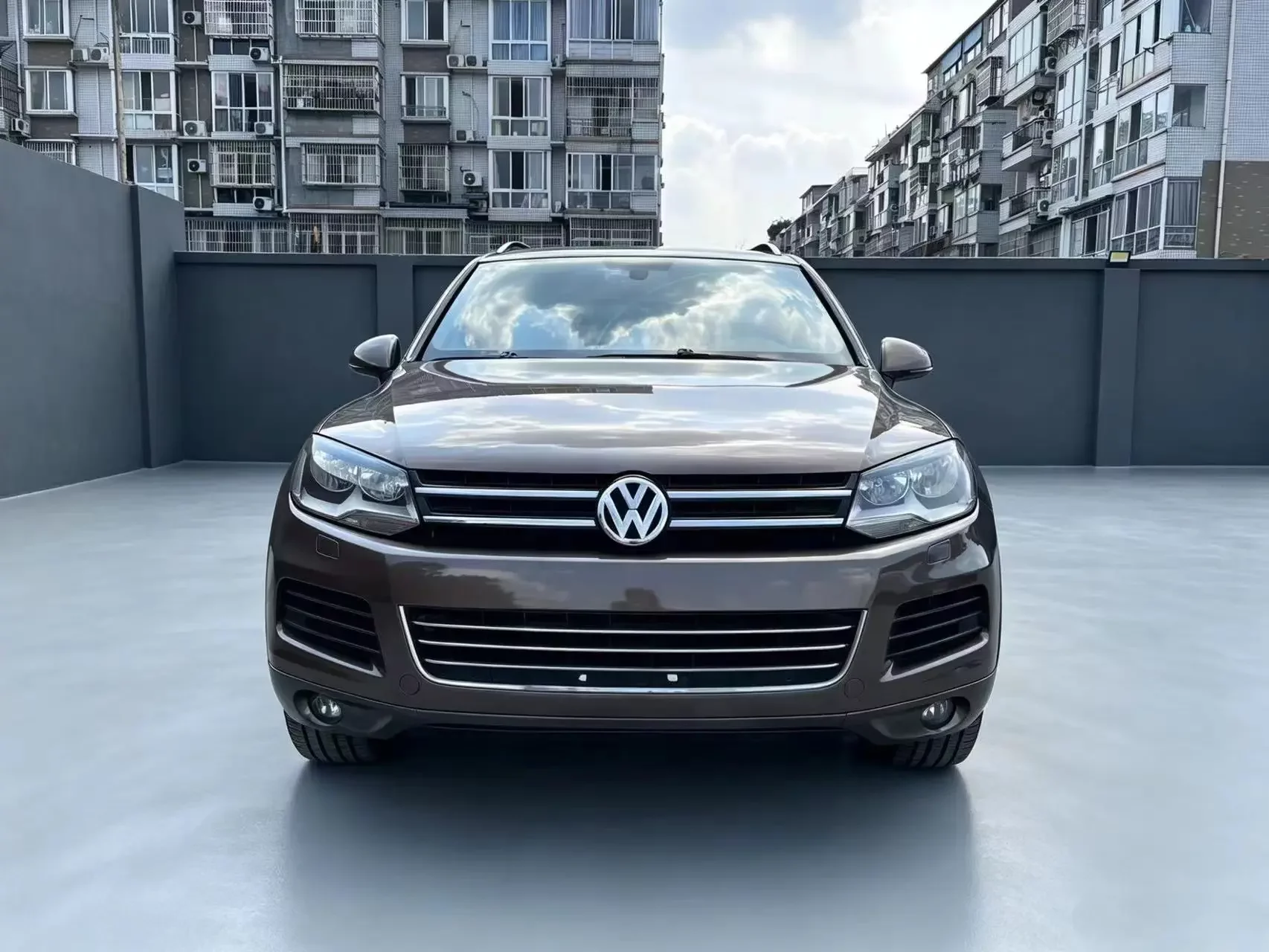 Volkswagen Touareg  из Китая