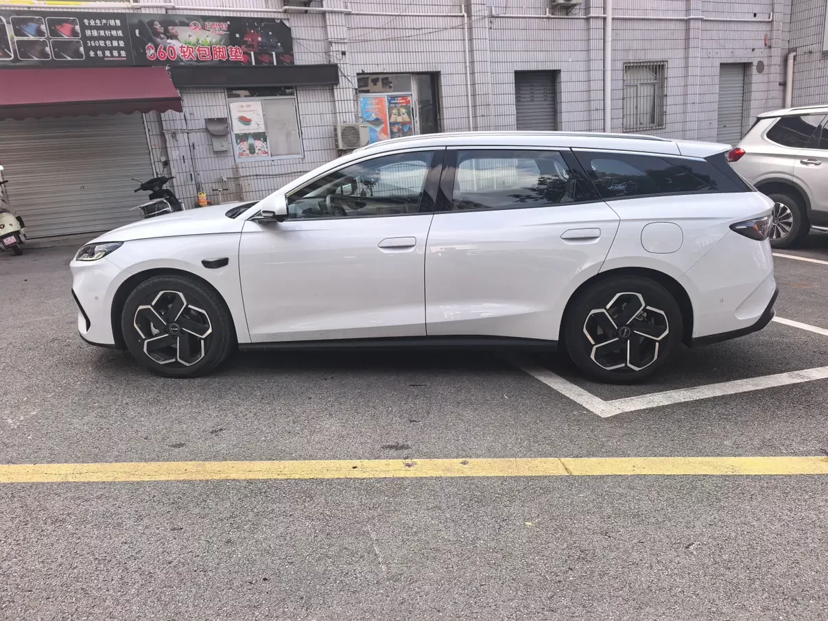 BYD Seal 06DM Travel Edition