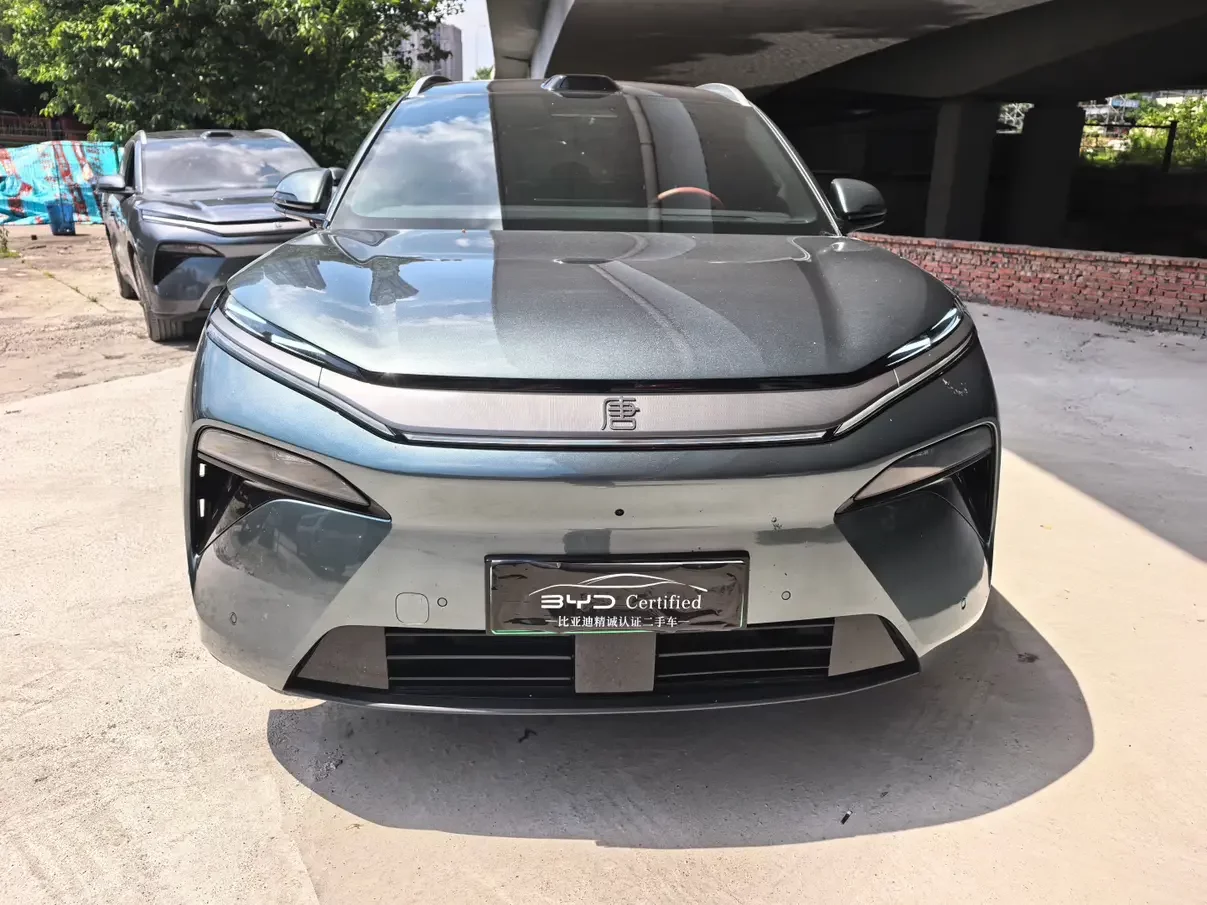 BYD Tang L EV