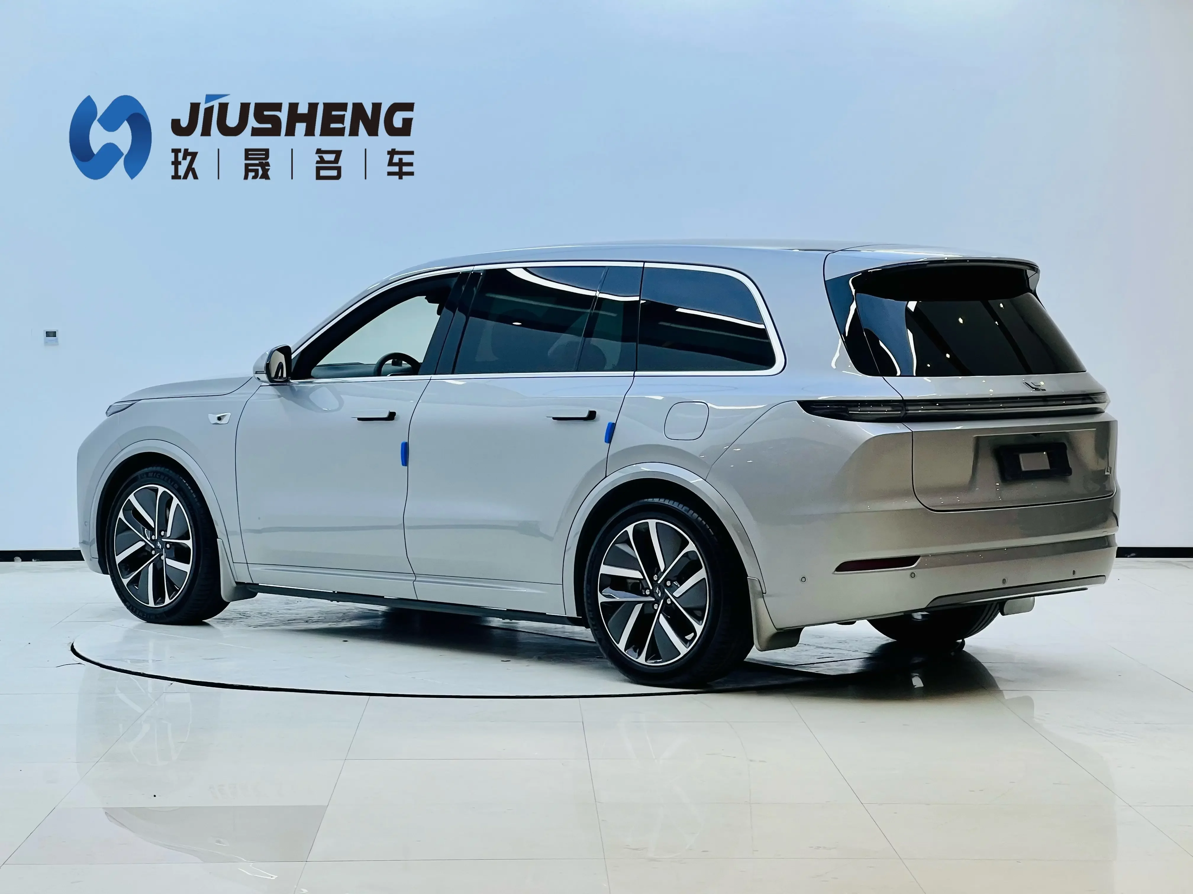 Lixiang L9