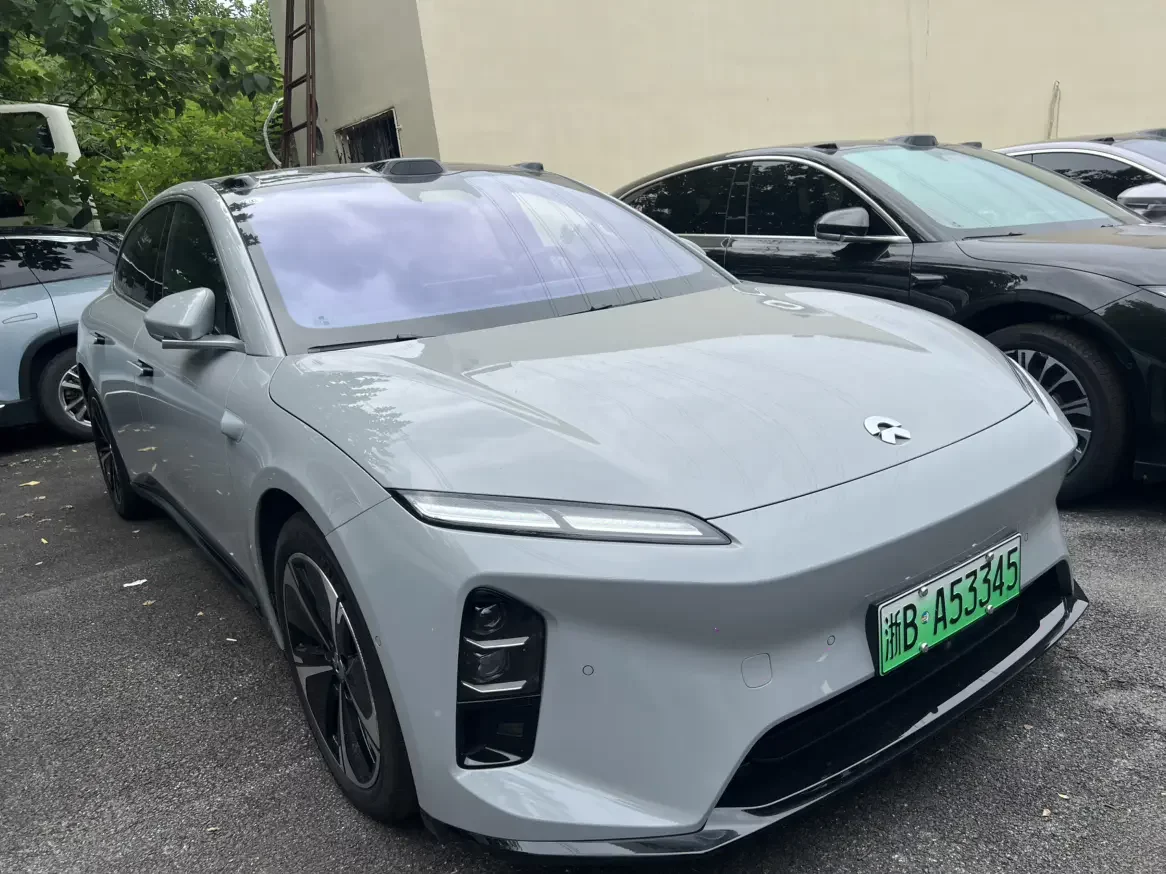 NIO ET5T  из Китая