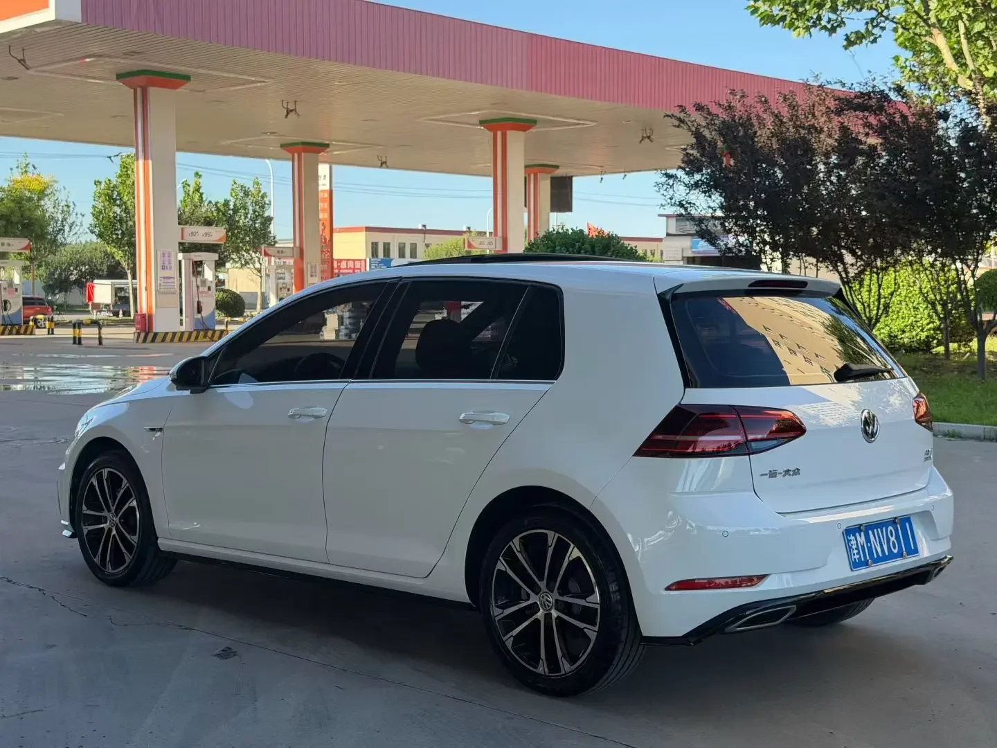Volkswagen golf