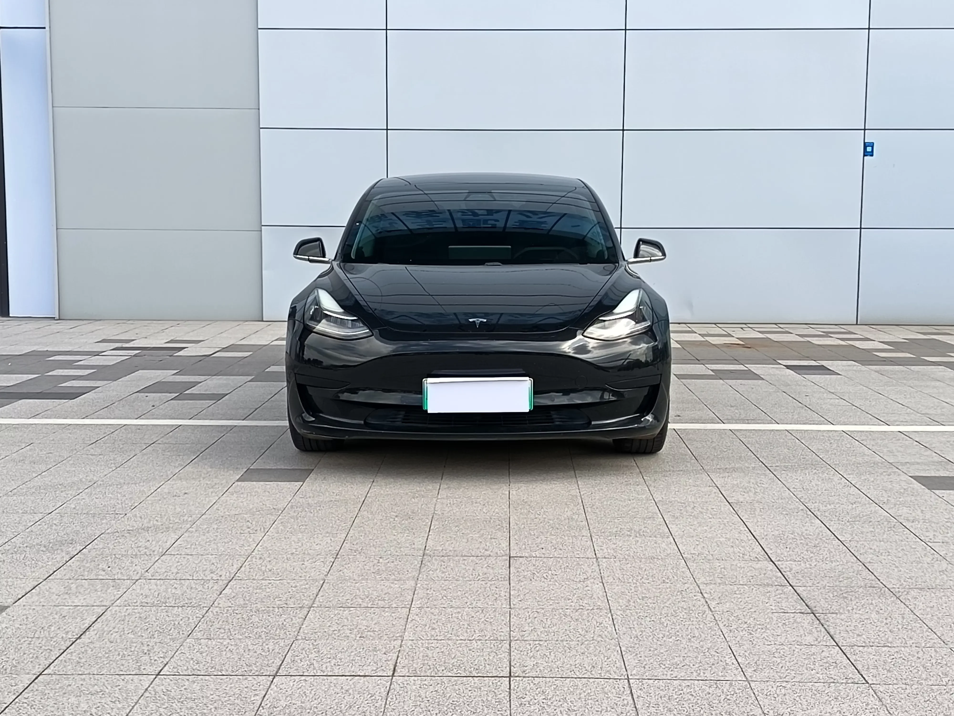 Tesla Model 3  из Китая