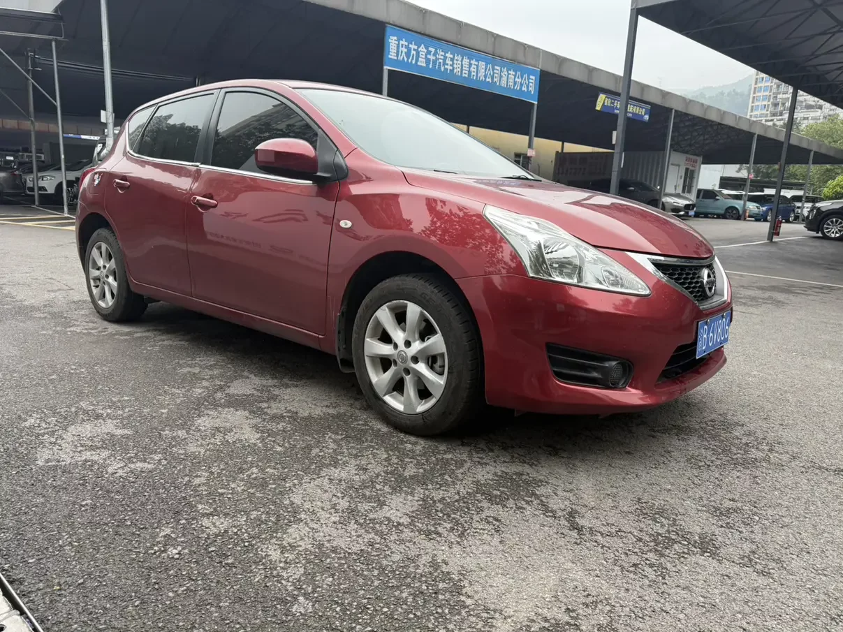 Nissan Tiida