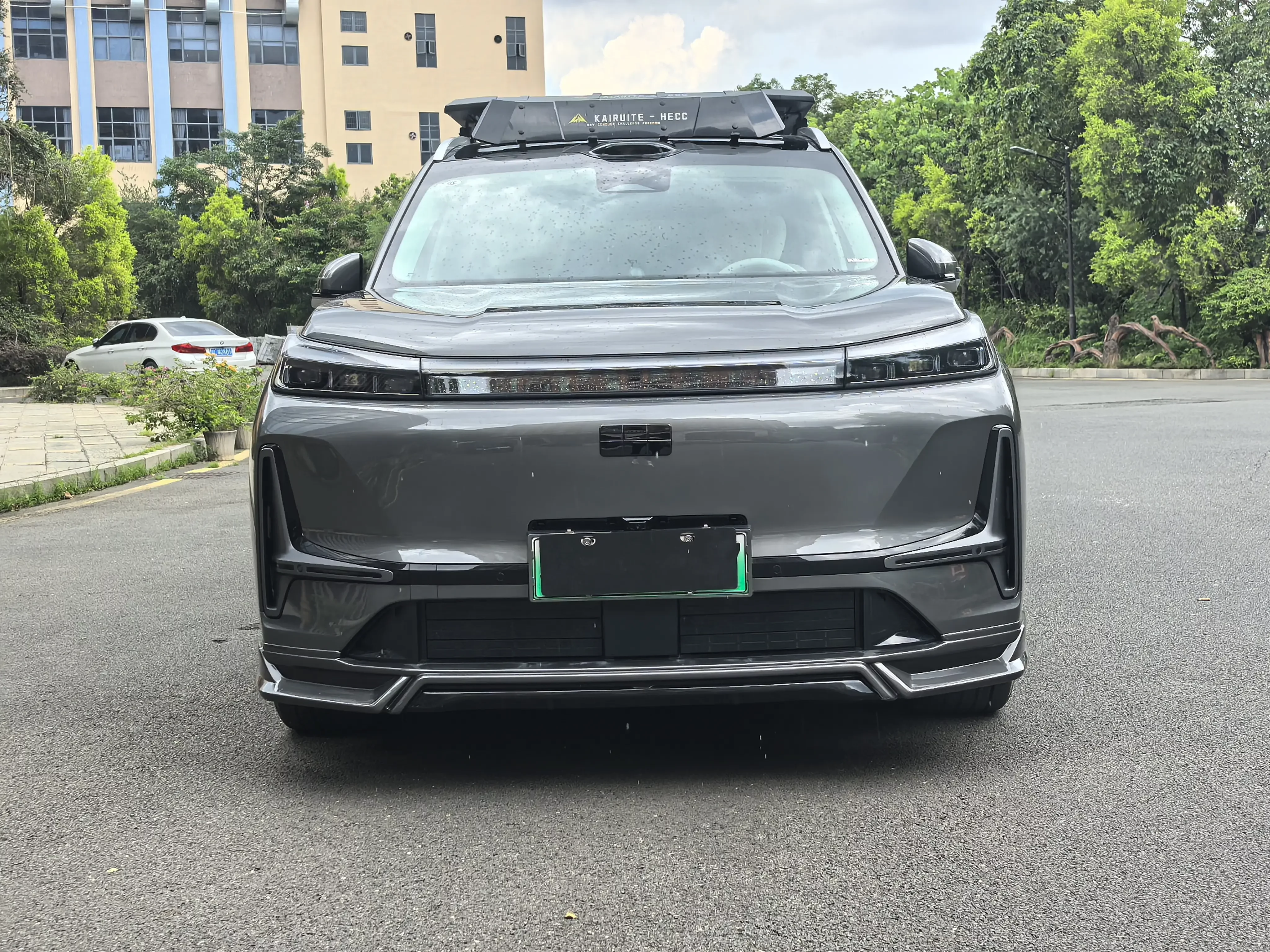 Geely Galaxy M9