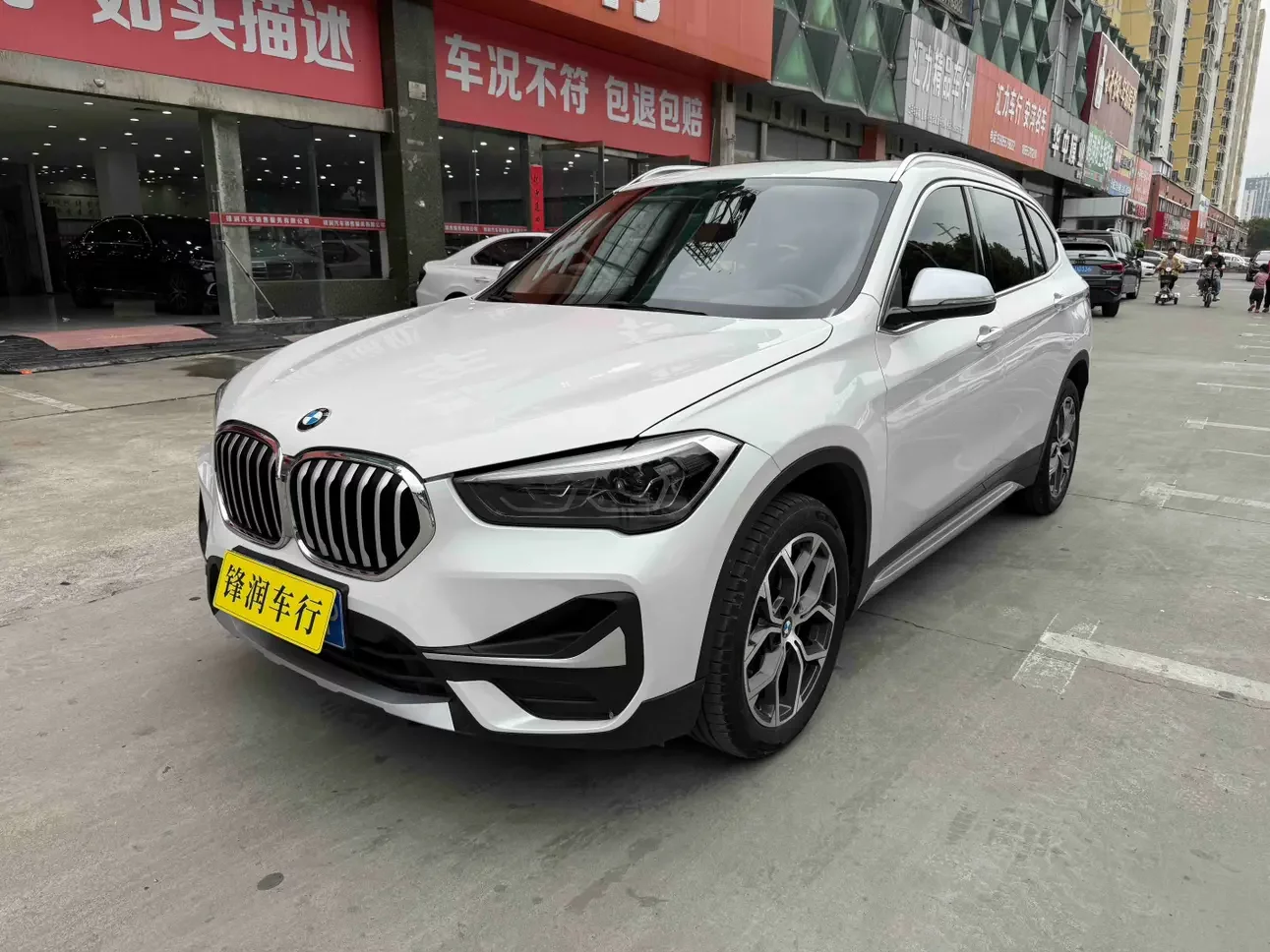 BMW X1