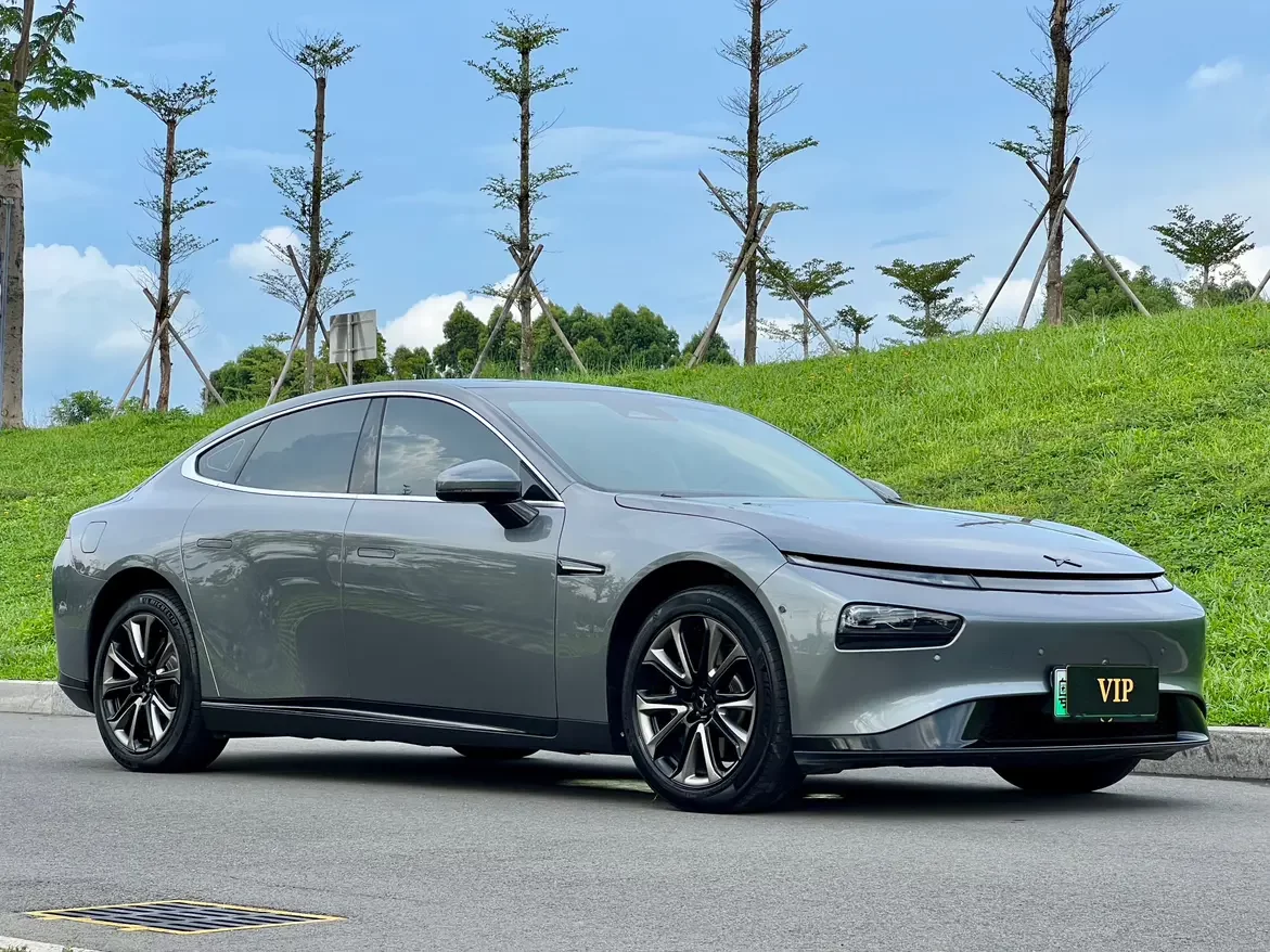 Xpeng P7