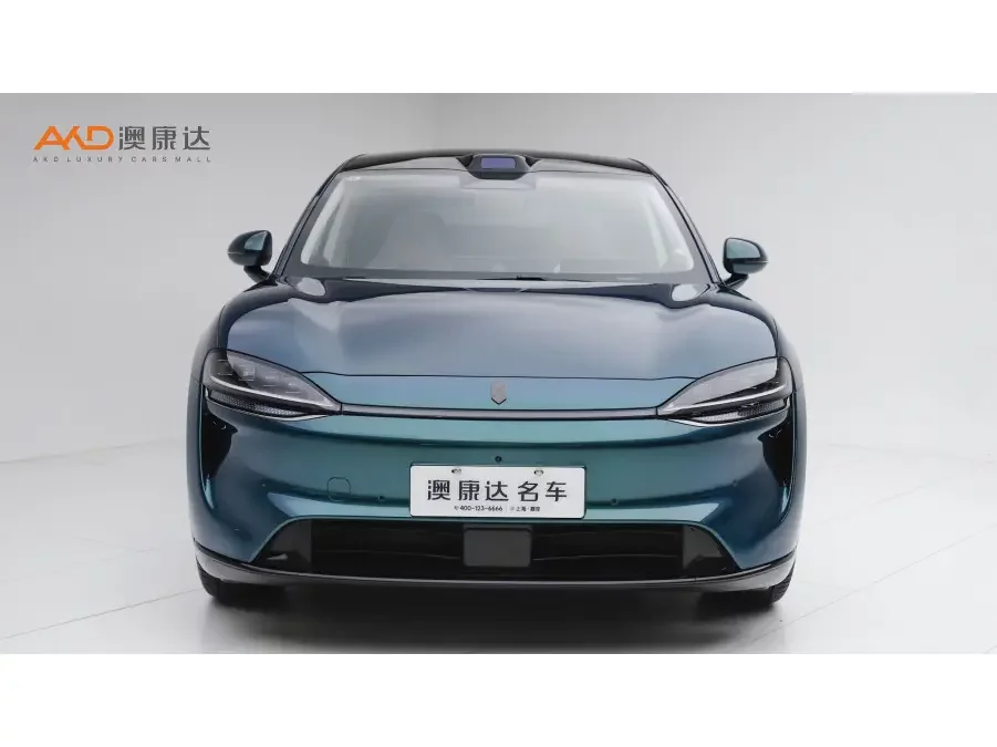 Luxeed Zhijie R7  из Китая