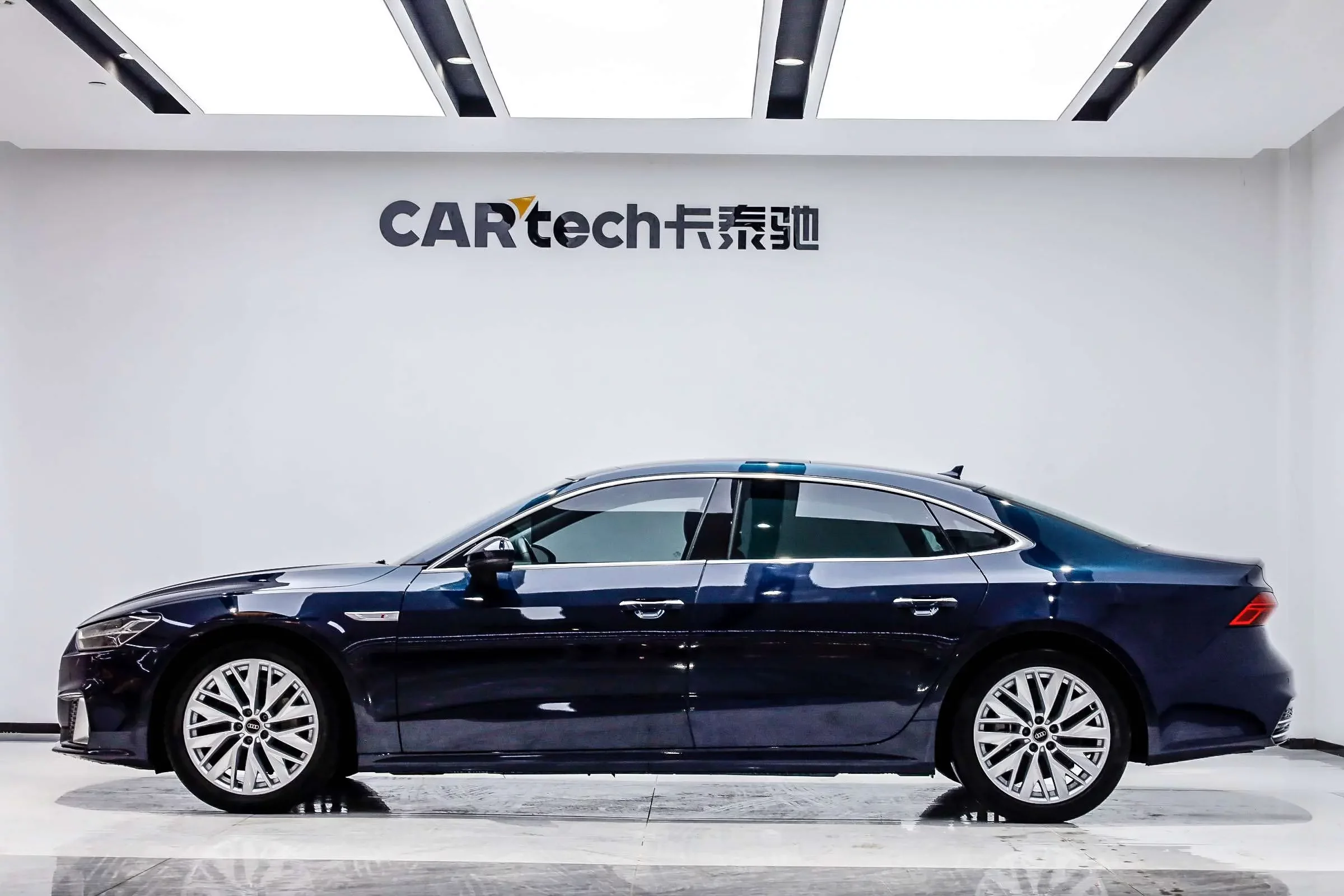 Audi A7L