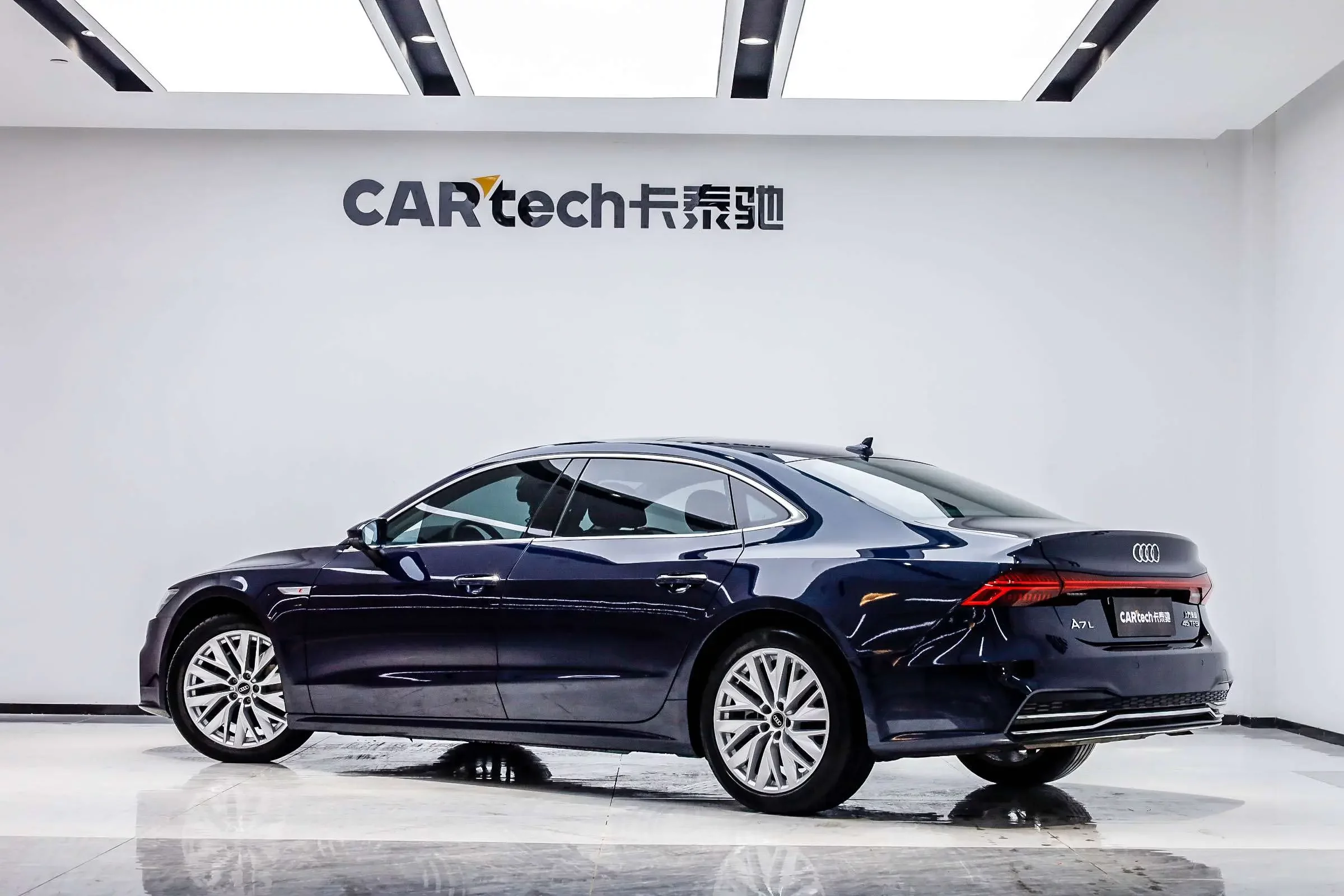 Audi A7L