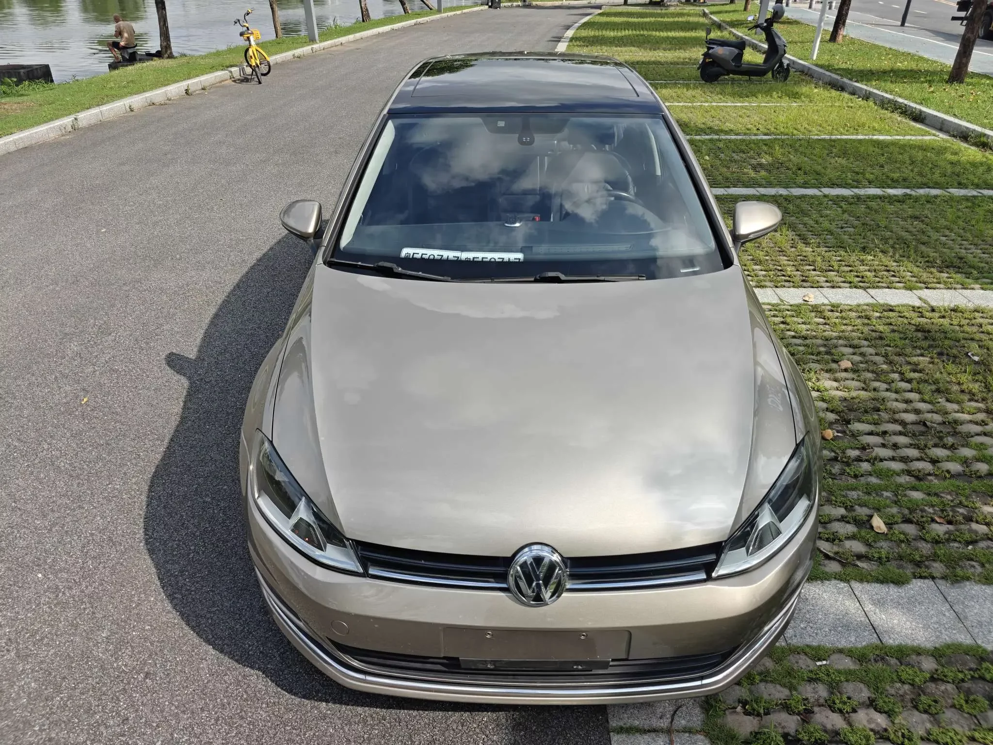 Volkswagen golf