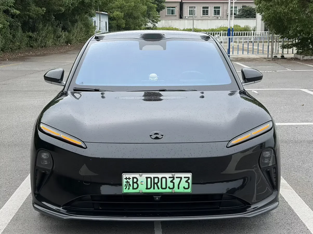 NIO ET5T  из Китая