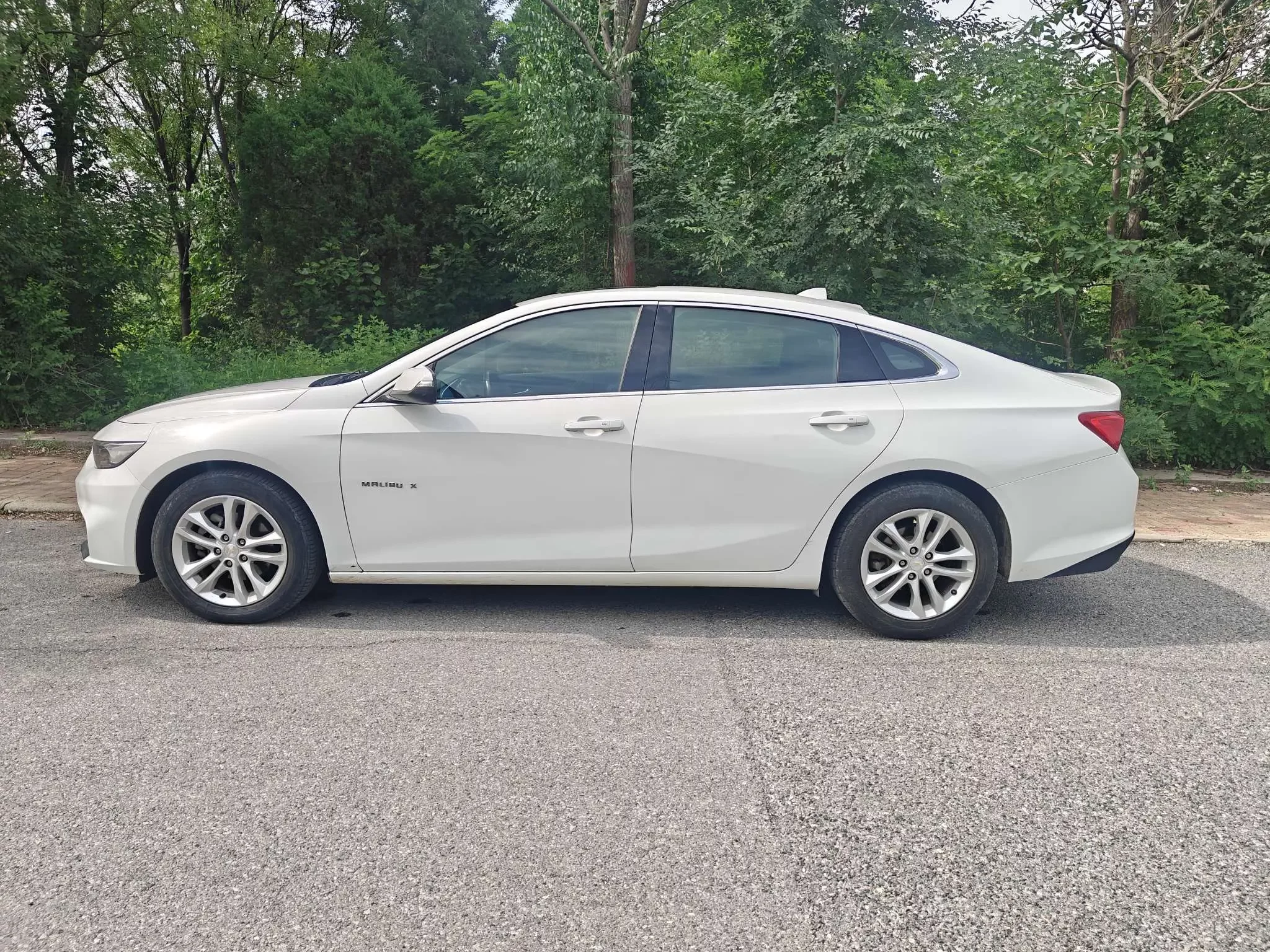 Chevrolet Malibu XL