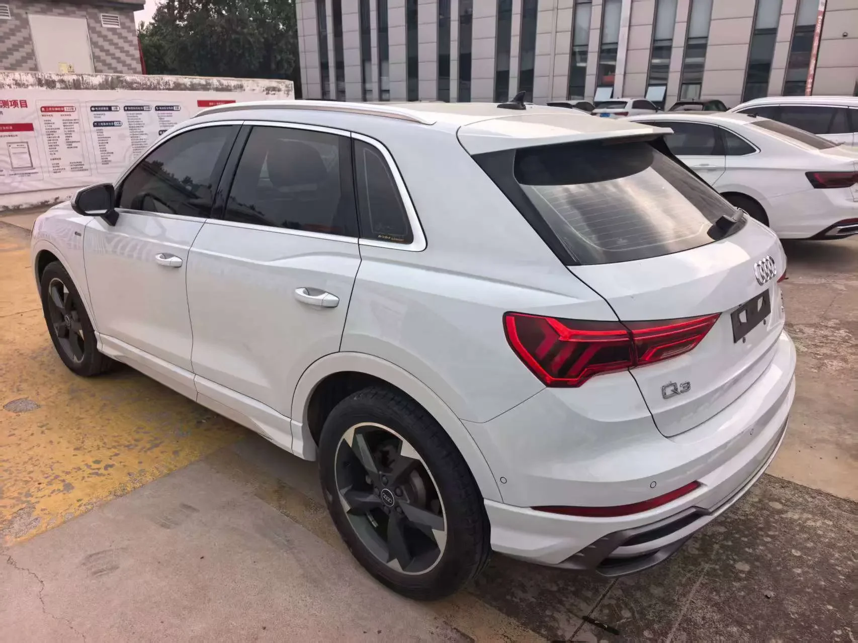 Audi Q3