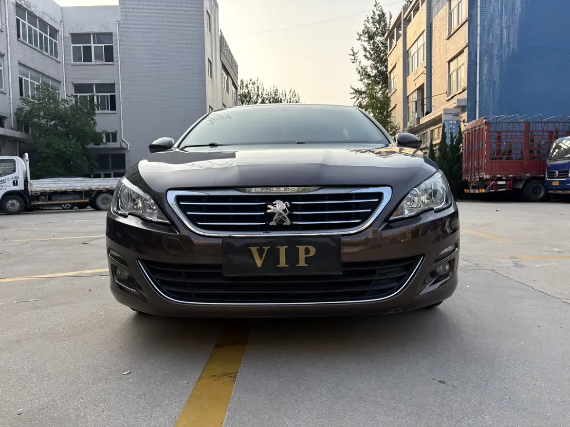 Peugeot 408