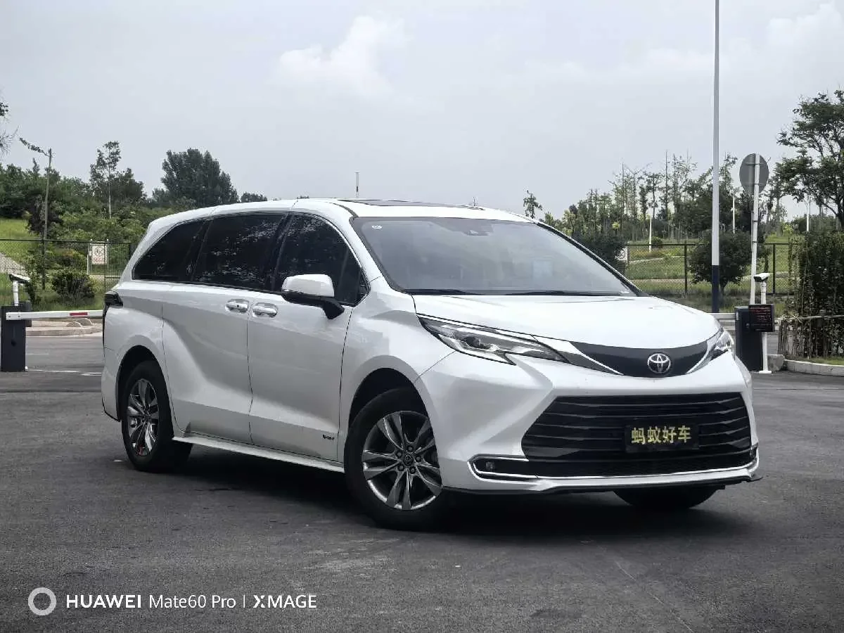 Toyota Sienna