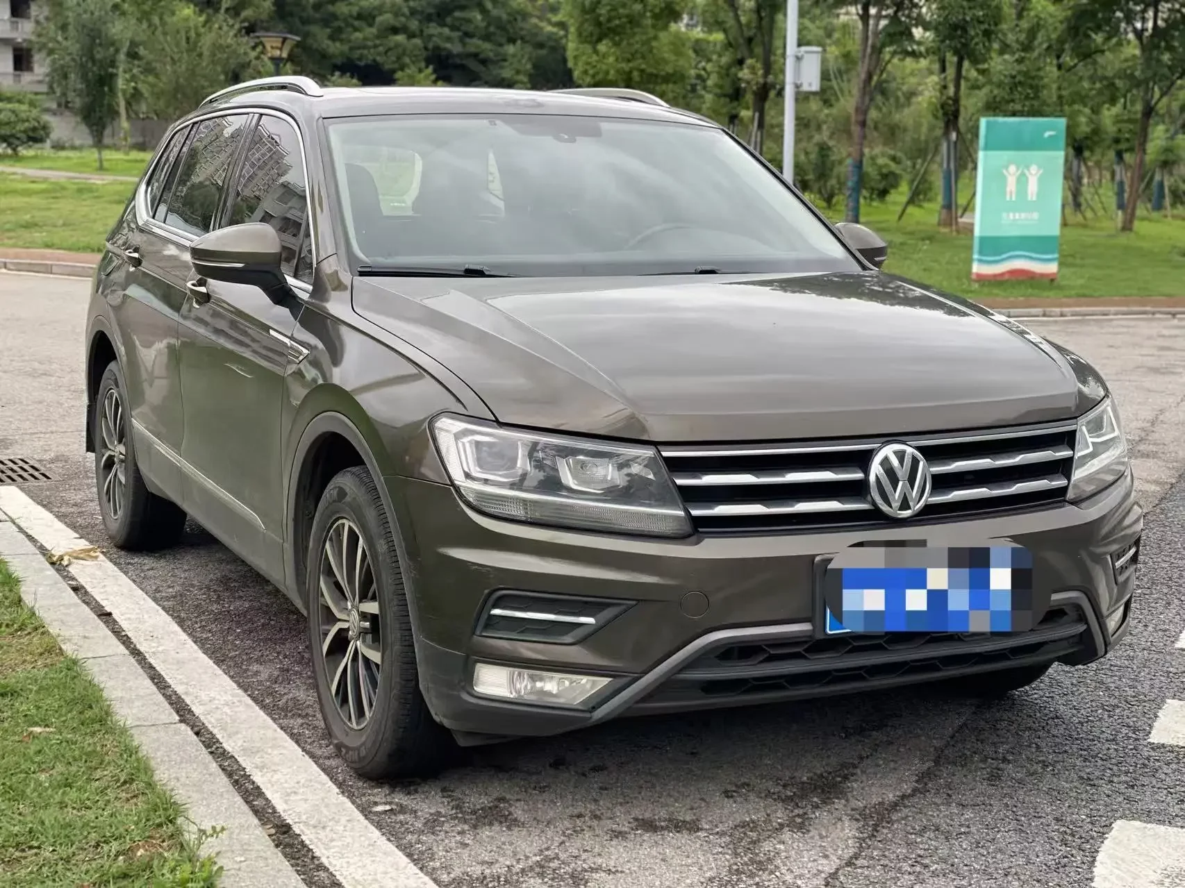 Volkswagen Tiguan L