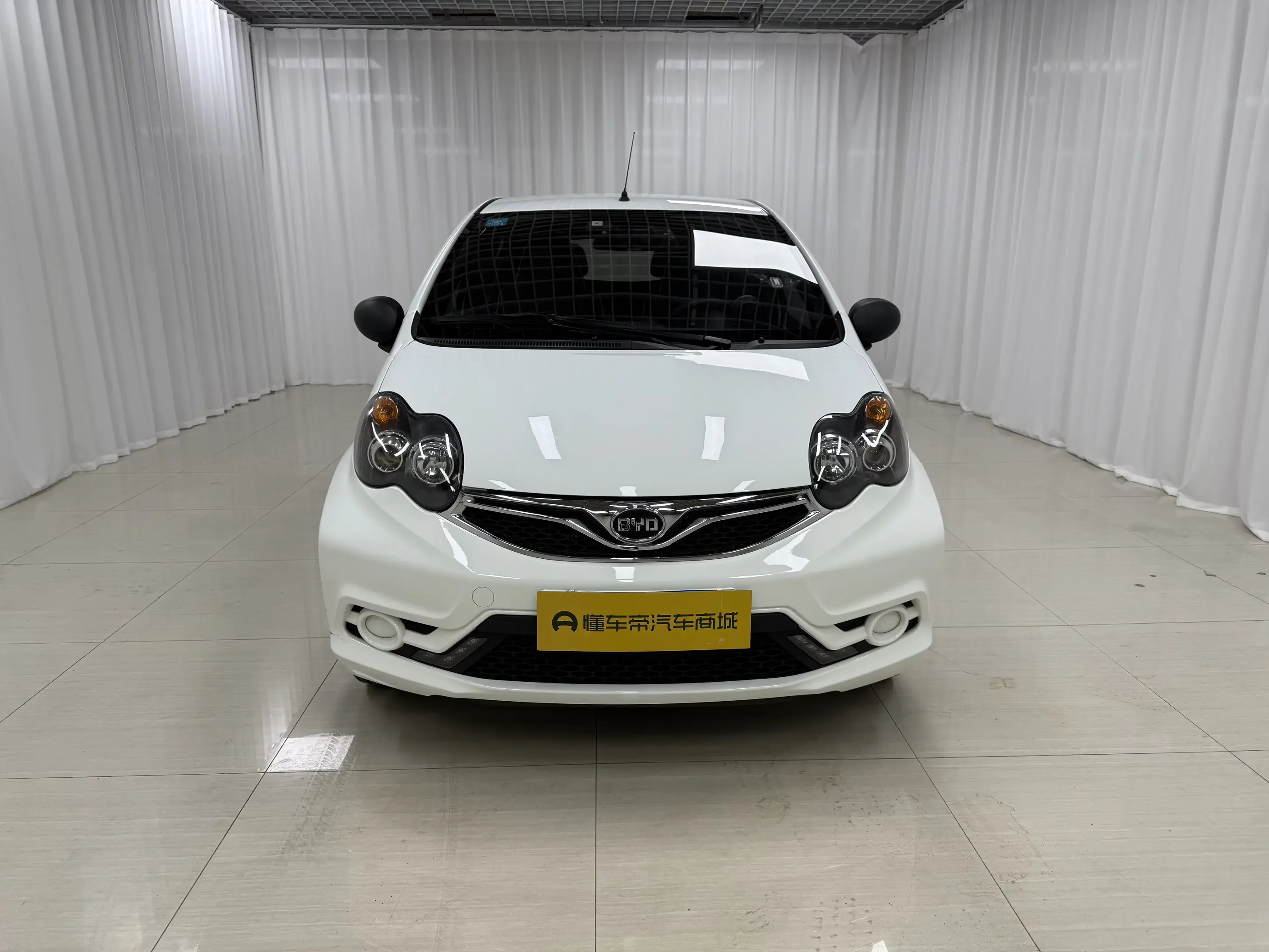 BYD F0