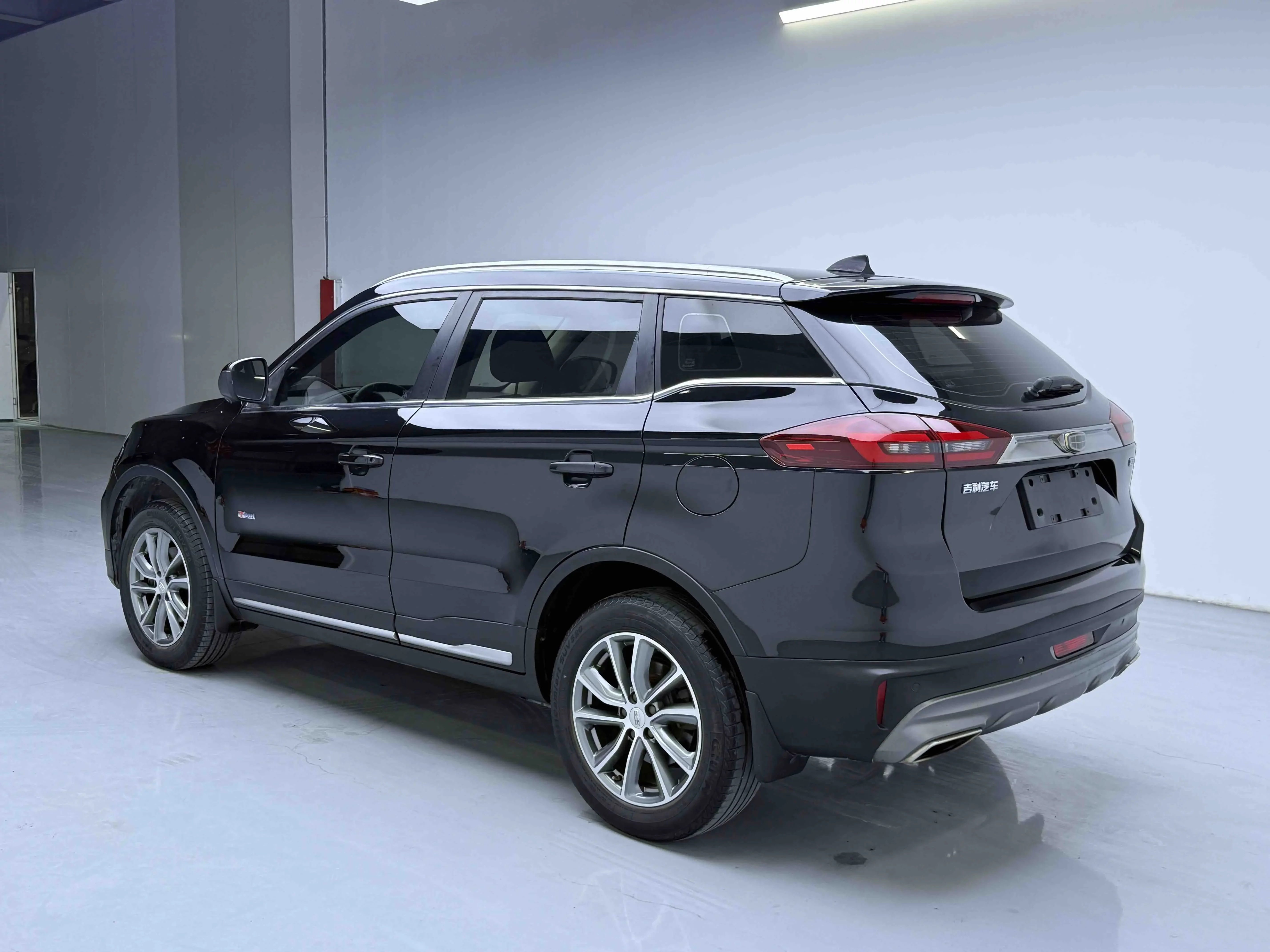Geely Atlas