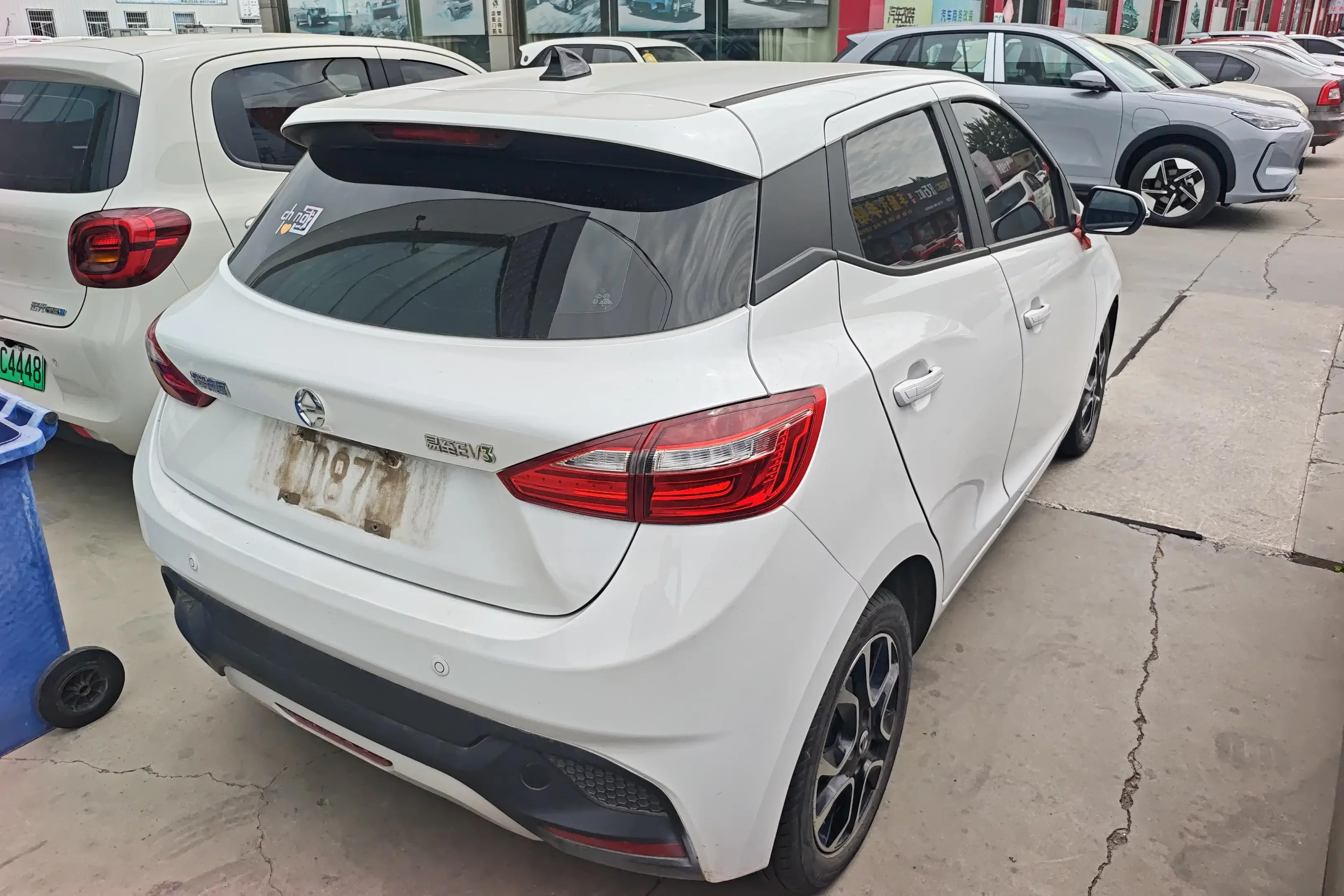 Jiangling Yizhi EV3