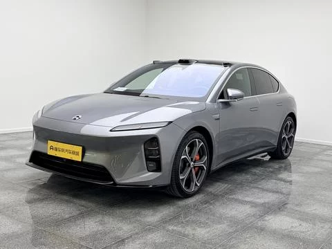 NIO ET5