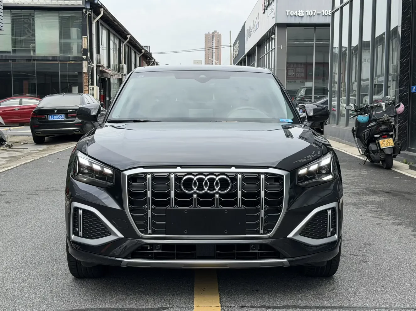 Audi Q2L
