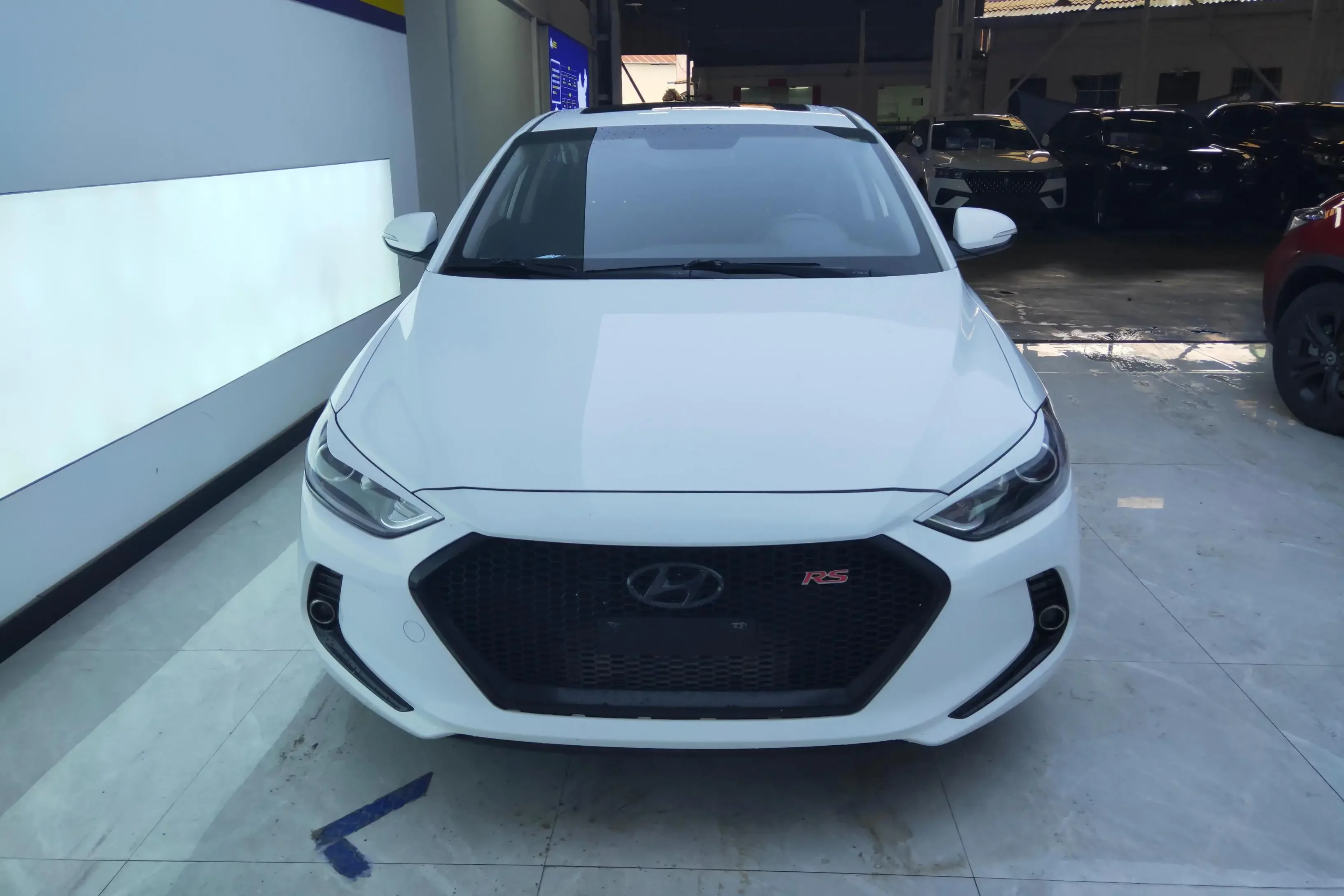 Hyundai lead